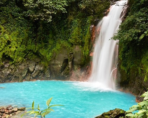 Río Celeste trail